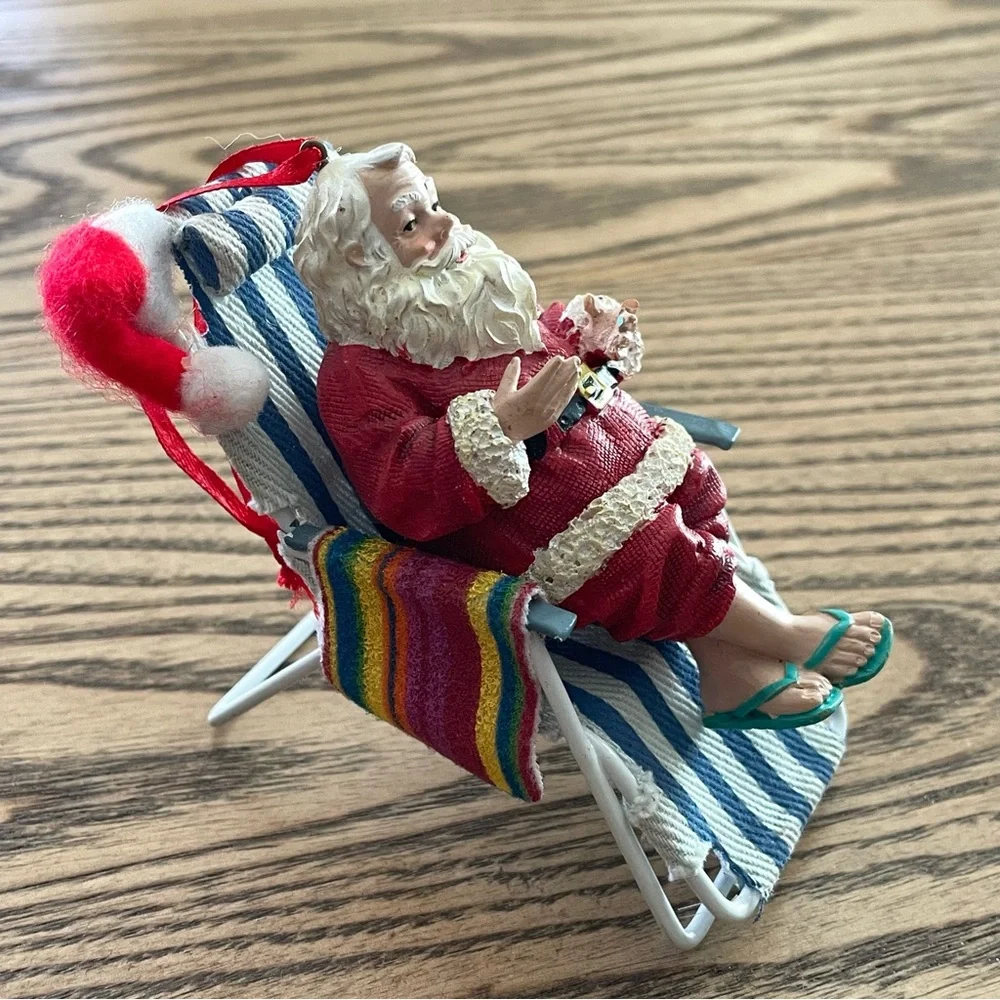 Vintage Santa Claus on Beach Chair on Vacation‎ Ornament Christmas